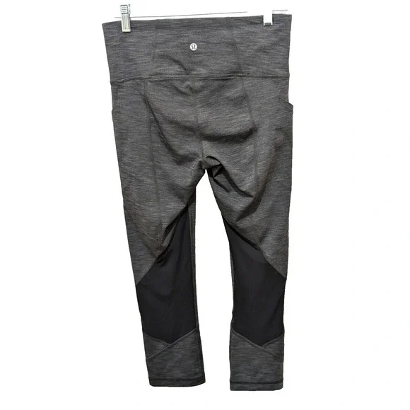 Lululemon Pants  26 Waist  10 Rise 24 Inseam  Gray Heather Work Out  Very Good - Picture 3 of 10